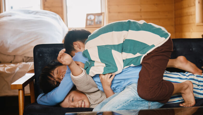 まるで美術館！ ジャンルレスに好きを詰め込む、家族団らんのハコ。【BESSユーザーお宅訪問@ワンダーデバイス・福島】