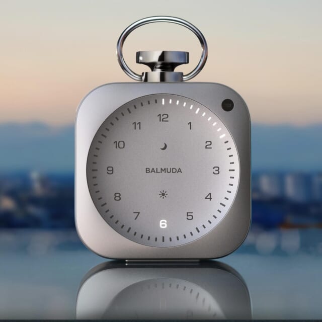 バルミューダの新作「The Clock」は、伝統美と現代テクノロジーが融合
