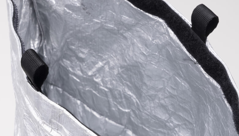 保温・保冷・衝撃吸収の3拍子！　タイベック素材のパッキングギア「NEST」が山登りに欠かせない。