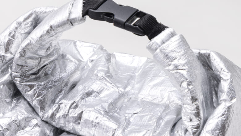 保温・保冷・衝撃吸収の3拍子！　タイベック素材のパッキングギア「NEST」が山登りに欠かせない。