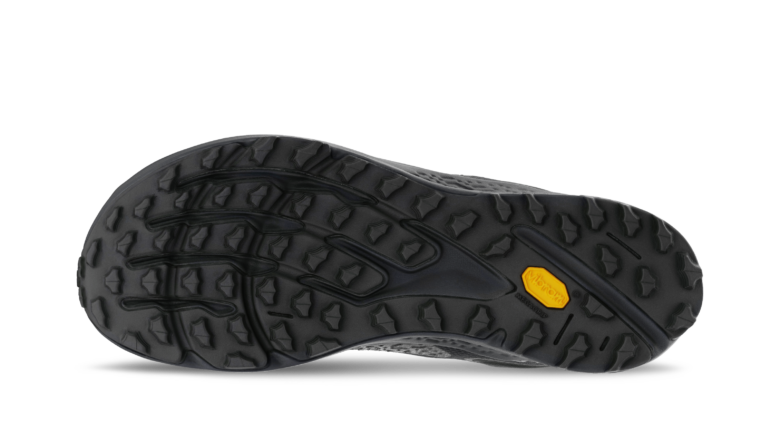 ゴアテックス採用で防水仕様に。トレイルランからハイクまで対応する「アルトラ」の新作シューズ！