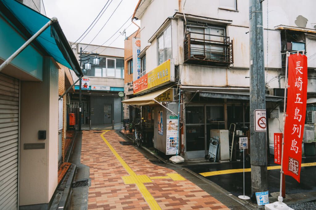 Nerdy Dogsのある豪徳寺駅