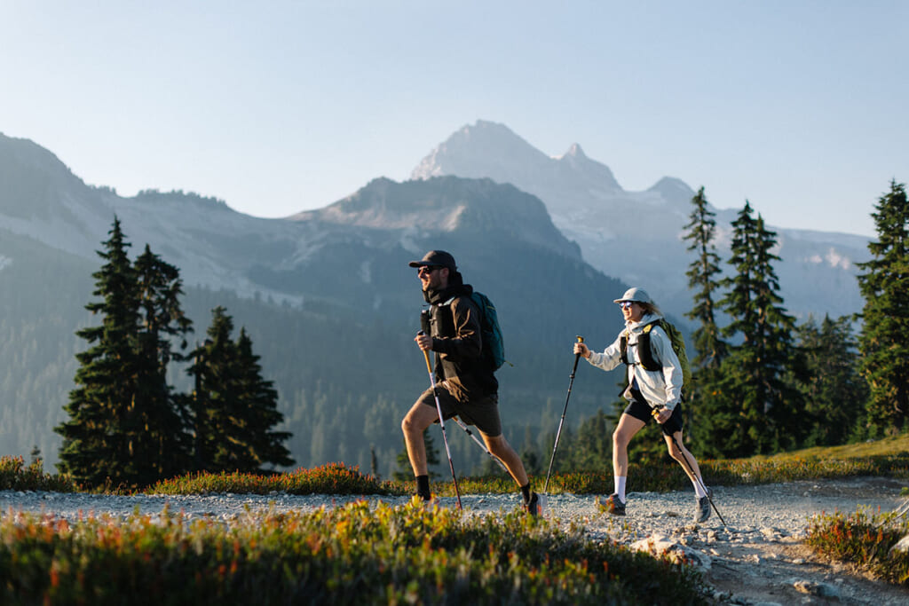 MOUNTAIN HARDWARE「Cohesion Jacket」