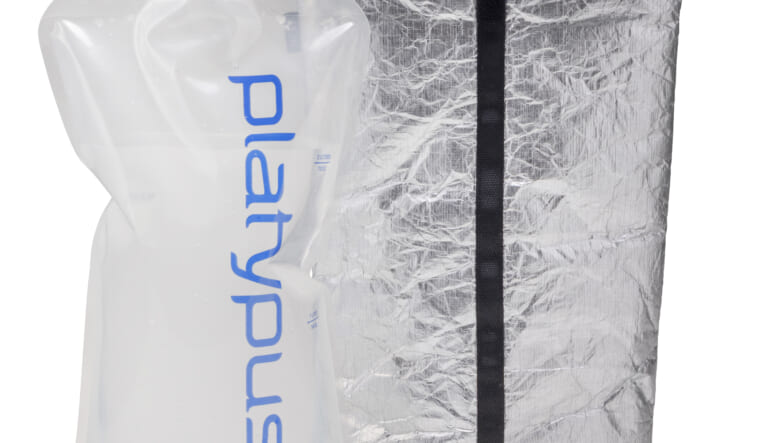 保温・保冷・衝撃吸収の3拍子！　タイベック素材のパッキングギア「NEST」が山登りに欠かせない。