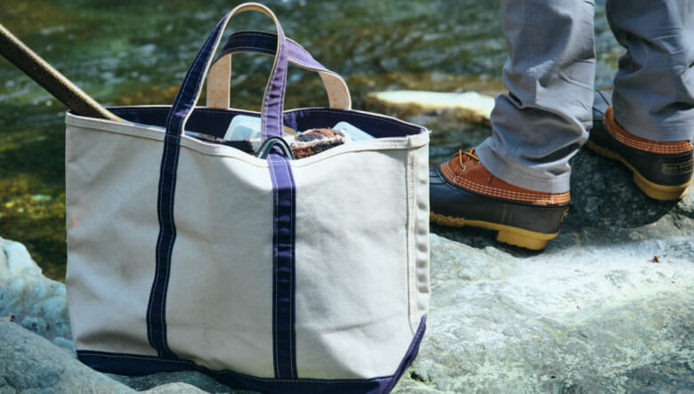 「エル・エル・ビーン」のカジュアルな春アウターで、ハイキング＆フィッシング。