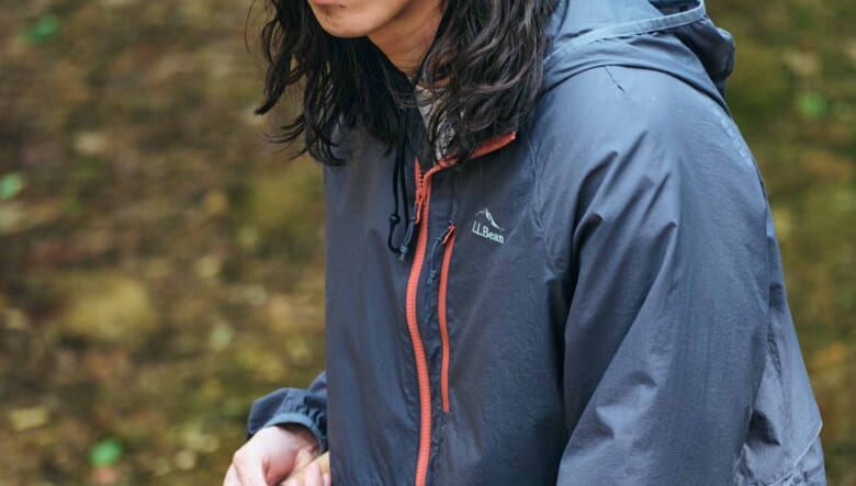 「エル・エル・ビーン」のカジュアルな春アウターで、ハイキング＆フィッシング。