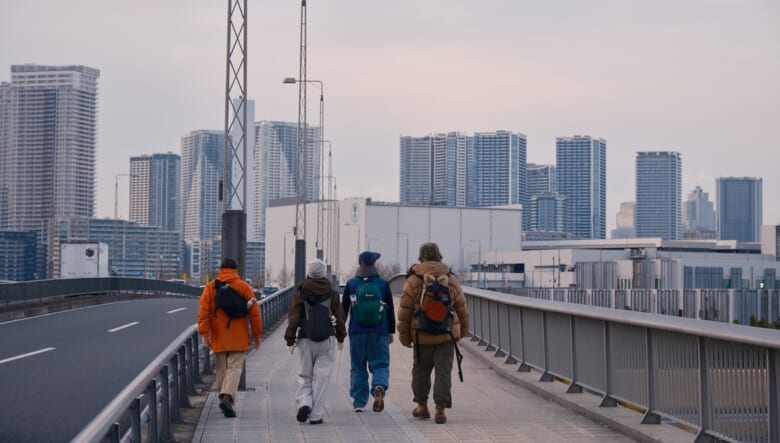 夜景スポットを目指して湾岸ハイク！　レインボーブリッジを歩いて渡ってみた。【GO OUT 遊歩倶楽部／東京ベイエリア編 #02】
