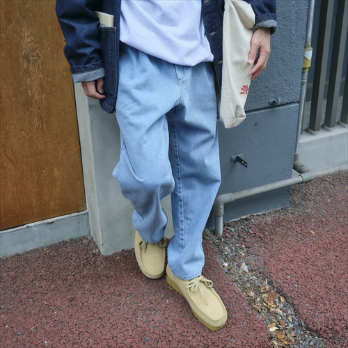 UNIVERSAL OVERALL×GO OUT DENIM TUCK TAPERED