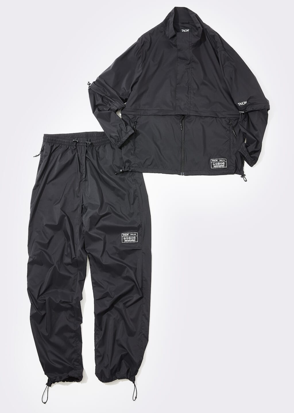 UV 撥水 軽量ストレッチナイロンジャケット　￥15950
UV 撥水 軽量ストレッチナイロンパンツ　￥8910