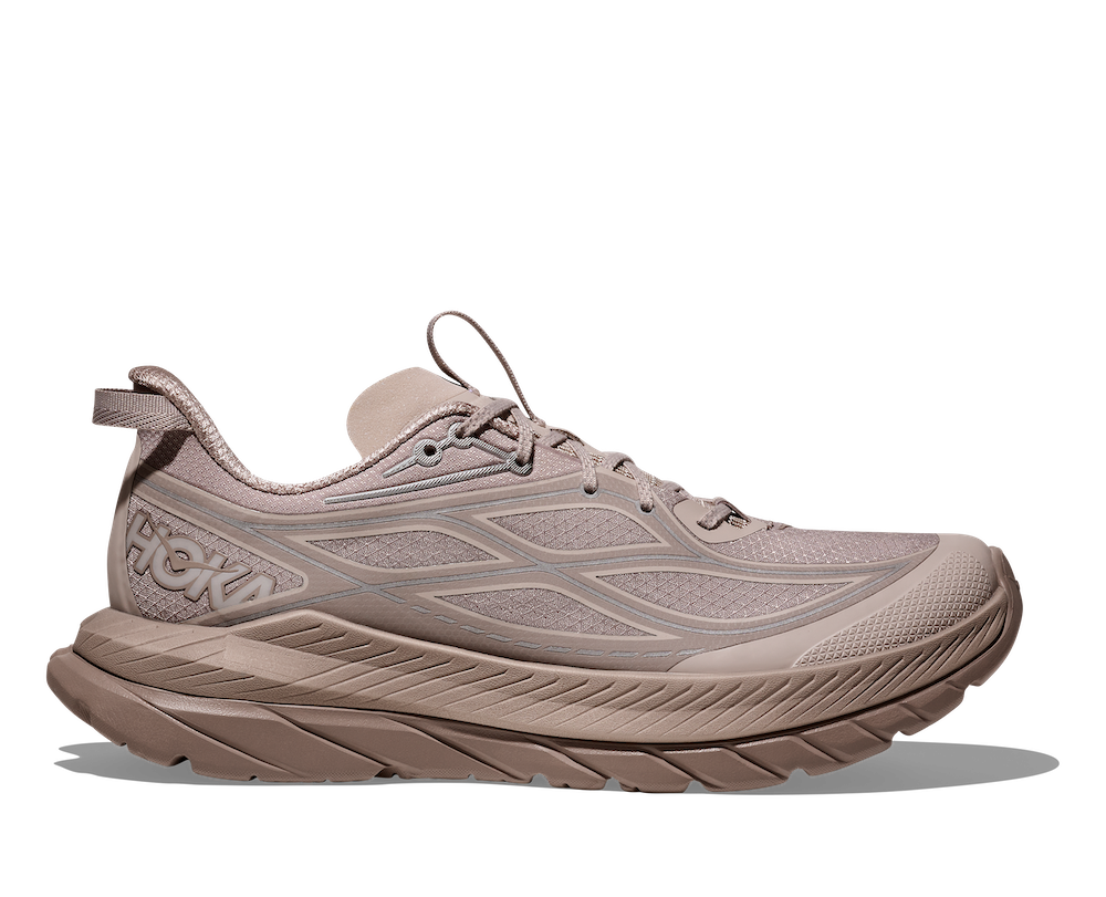 HOKAのMach Remastered