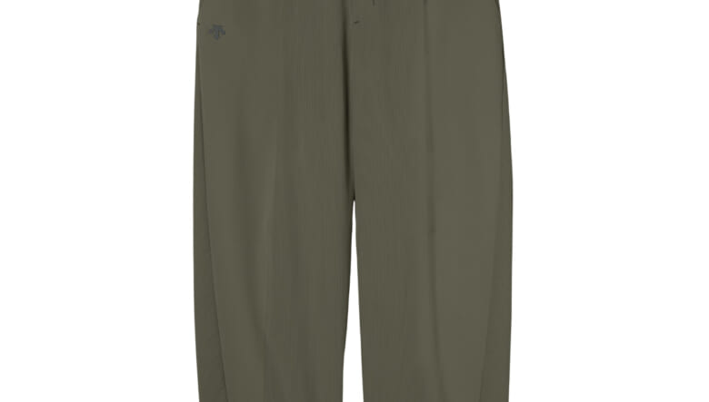 これぞ機能美。大人な着回しに役立つデサント オルテラインのスキーマテックグリッドエアー！