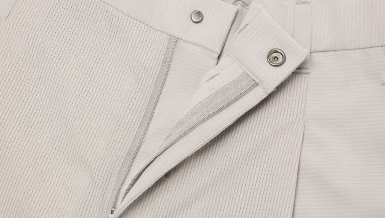 これぞ機能美。大人な着回しに役立つデサント オルテラインのスキーマテックグリッドエアー！