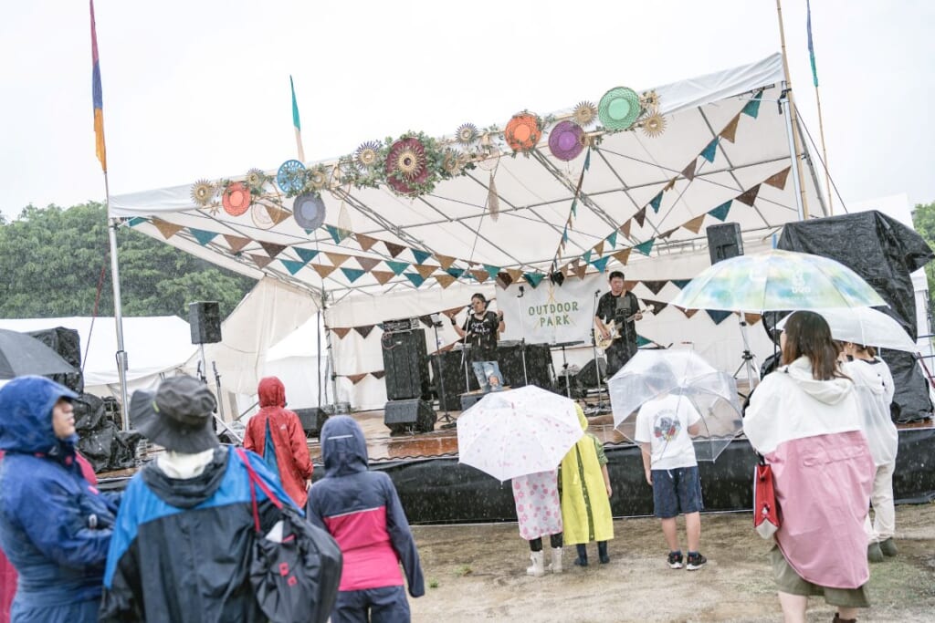 ライブステージ