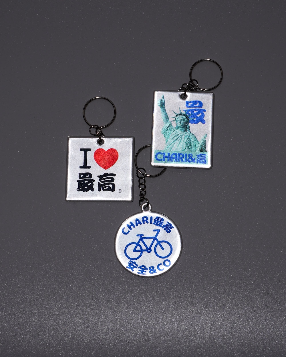 CHARI&CO×株式会社人生最高のキーホルダー