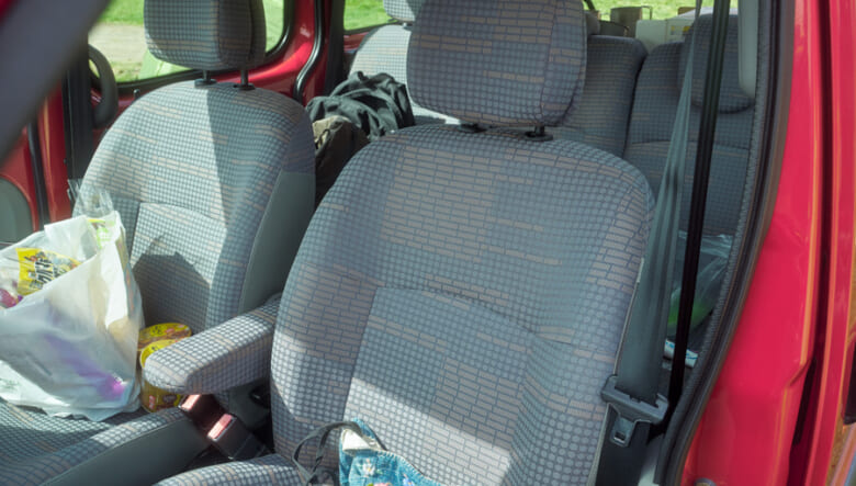 【’07 KANGOO】ハイトールなラゲッジに今後積みたいギアを吟味。