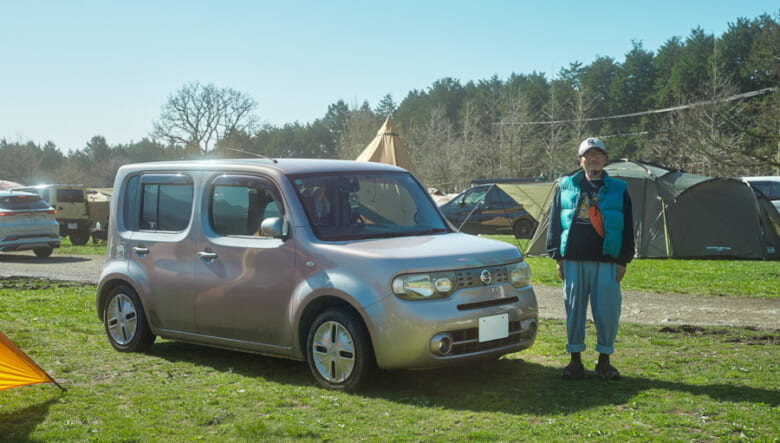 【’13 NISSAN CUBE】四角い荷室とサイズ感がキャンプにちょうどいい。