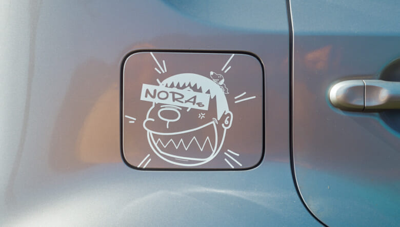 【’13 NISSAN CUBE】四角い荷室とサイズ感がキャンプにちょうどいい。
