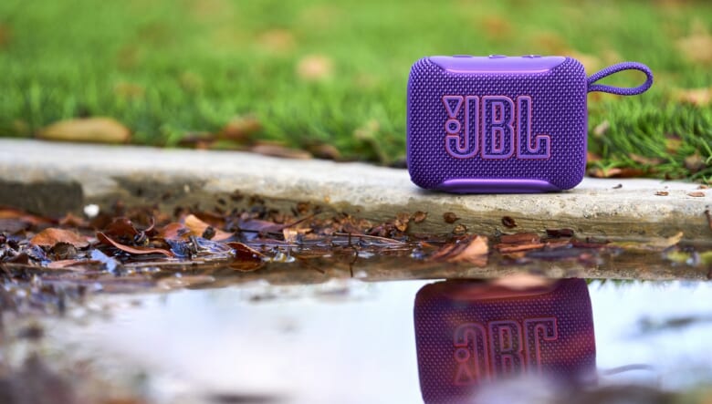 高音質のポケットスピーカー「JBL Go5」が新発売！優れた防水性＆アンビエントライトで見た目も楽しい。