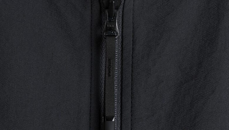 アークネッツがゴールドウインに別注！　遠赤外線の保温効果と4wayストレッチの快適ウエアが新発売。