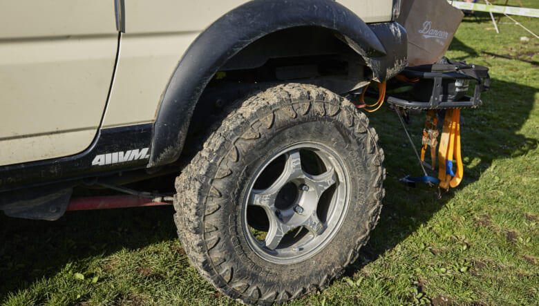 【’98 SUZUKI JIMNY JB23】前の愛車からパーツを移植してレガシー継承。