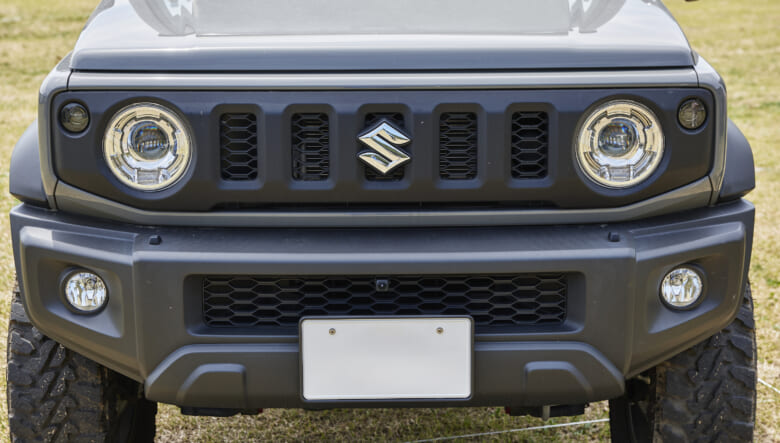【’21 SUZUKI JIMNY SIERRA JB74】3インチ上げた車高で、海も山も遊び尽くす!!