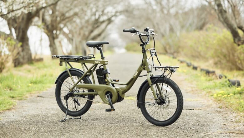 自転車×デイキャンプ。「ログワゴンe」をフル活用する、旅好き夫婦の週末。