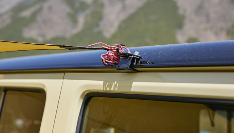 【’26 SUZUKI JIMNY NOMADE JC74】ミニマルカスタムでスタイリッシュに演出。