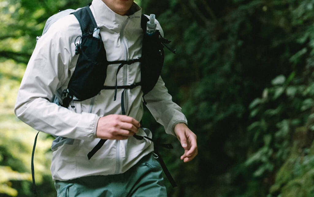  KARRIMOR「active softshell zip-up」