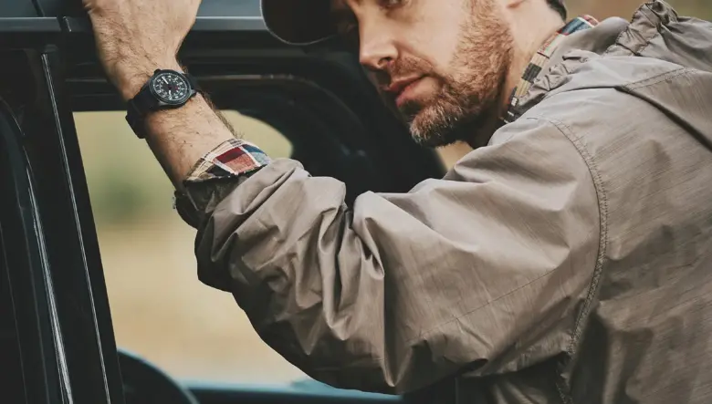 ブリーフィングとタイメックスが10年振りにコラボ。ミリタリズムを追求したフィールドウォッチをリリース！