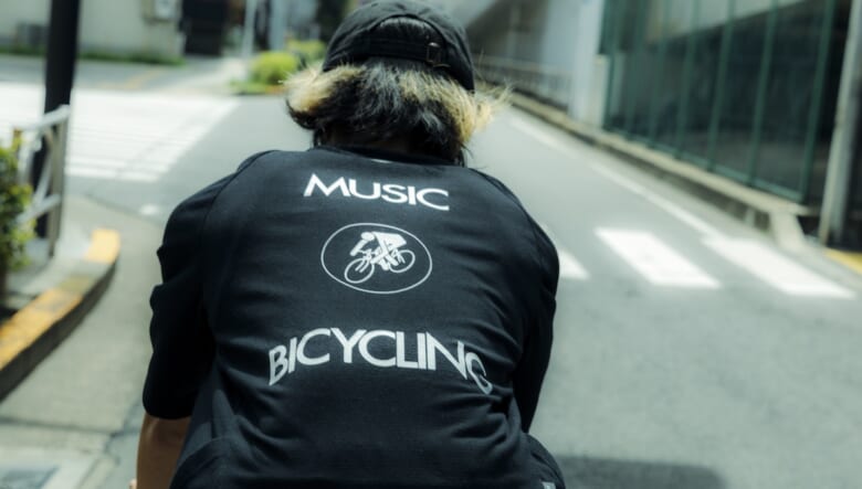 CITY COUNTRY CITY×narifuriのツールド Tシャツ