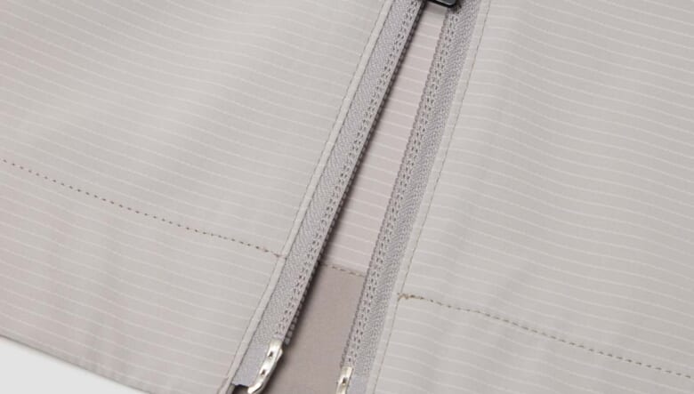 これぞ機能美。大人な着回しに役立つデサント オルテラインのスキーマテックグリッドエアー！