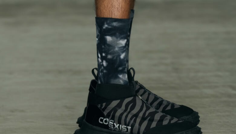 CMFの人気アイテムが技ありのアップデート！ウエアからシューズまで素材&デザインをアレンジ。