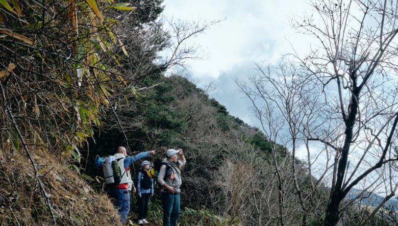 平安の怪童「金太郎」伝説を訪ねて、春の箱根へ。【GO OUT 遊歩倶楽部／金時山編 #01】