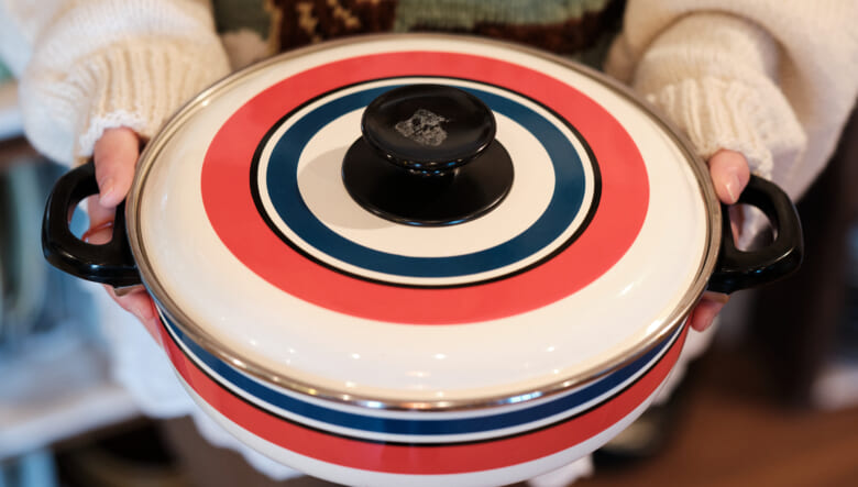 和レトロとアメリカンレトロが交差する。温かな空気で満ちた、山小屋的暮らし。【BESSユーザーお宅訪問@栖ログ・香川】