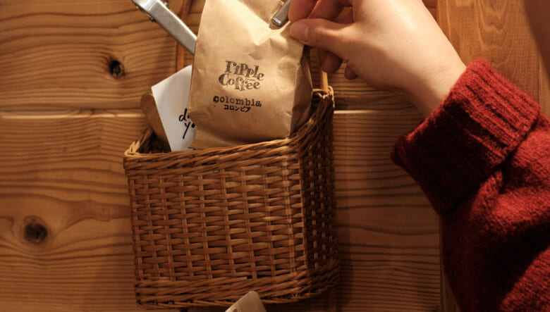 和レトロとアメリカンレトロが交差する。温かな空気で満ちた、山小屋的暮らし。【BESSユーザーお宅訪問@栖ログ・香川】