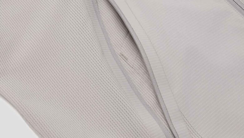 これぞ機能美。大人な着回しに役立つデサント オルテラインのスキーマテックグリッドエアー！