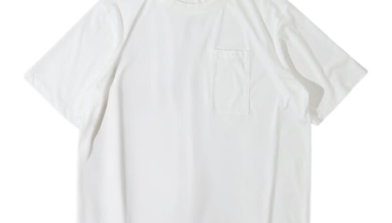 風を通してドライな着心地をキープ。バーラップアウトフィッターが放つメッシュ仕様のトップスが夏を快適に。