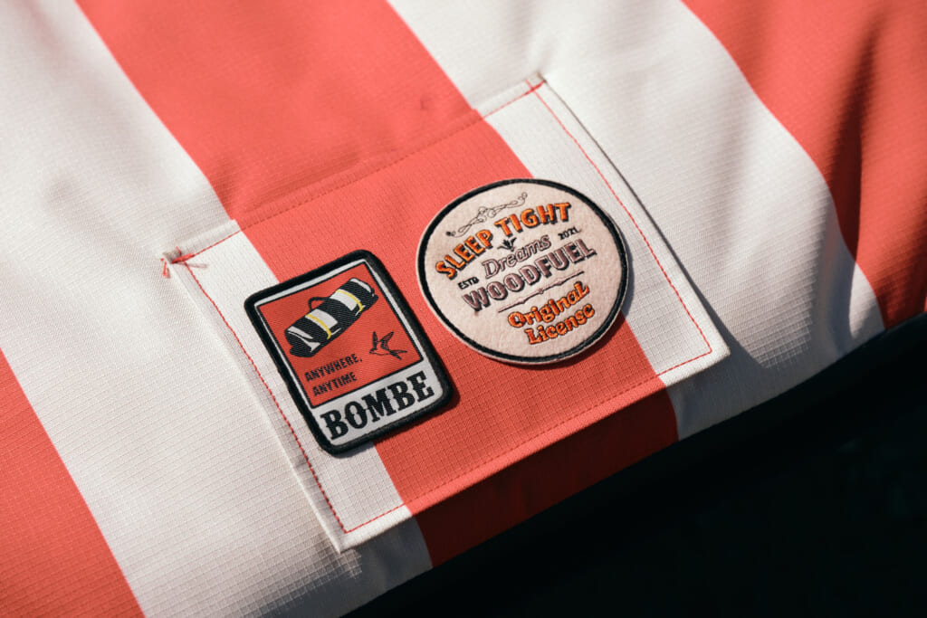 WOODFUELエアマットBOMBEシリーズロゴ