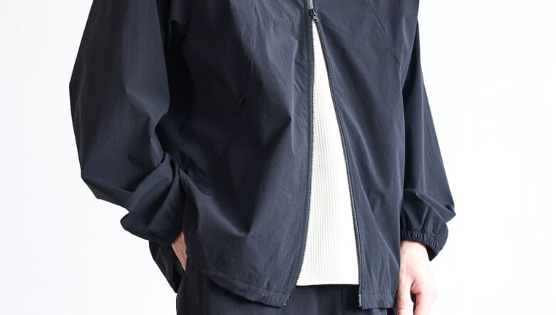 アークネッツがゴールドウインに別注！　遠赤外線の保温効果と4wayストレッチの快適ウエアが新発売。