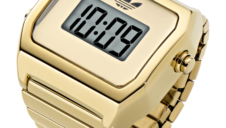 80’Sの雰囲気を色濃く残したアディダスオリジナルスの腕時計をリングウォッチにアレンジ！