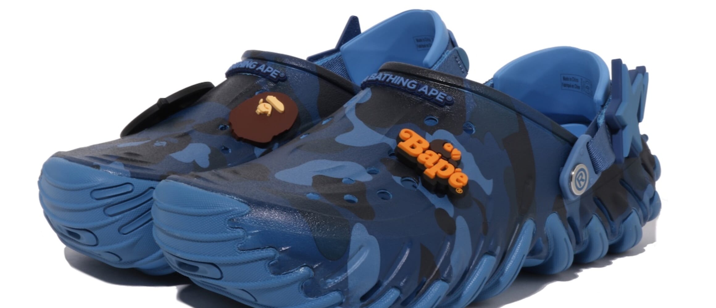 BAPE®︎×CROCSのECHO RO CLOG NAVY COLOR CAMO