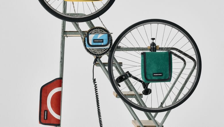 自転車とボディバッグの2WAYで使用可！フライターグの“EASY RIDERS”シリーズが始動。