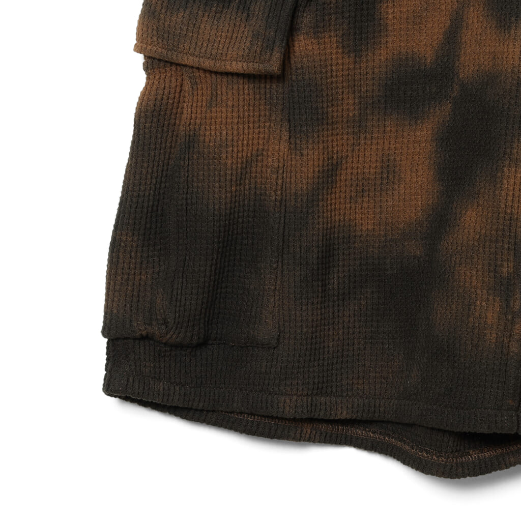 BEAMS×GramicciのWaffle Cargo Shorts