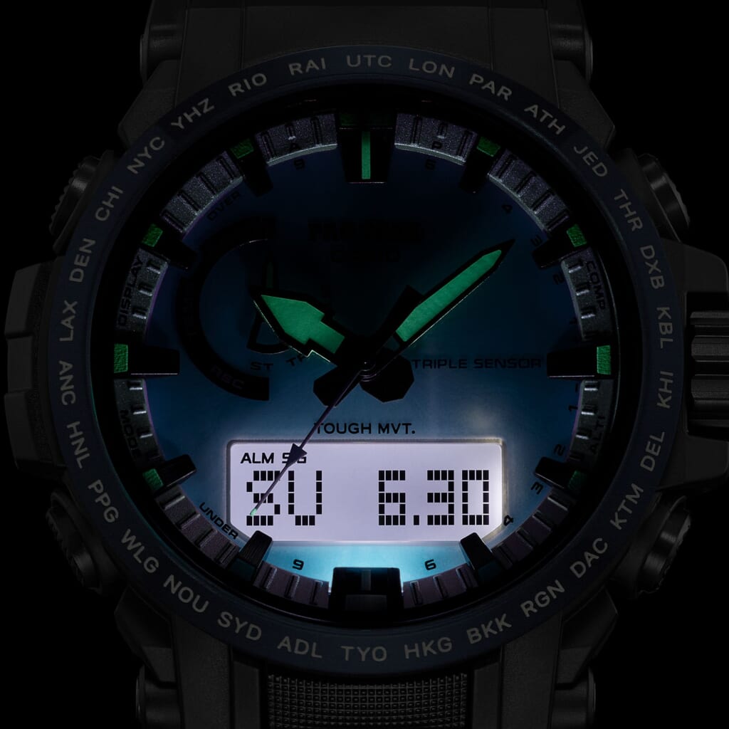PRO TREK　PRW-61D　夜