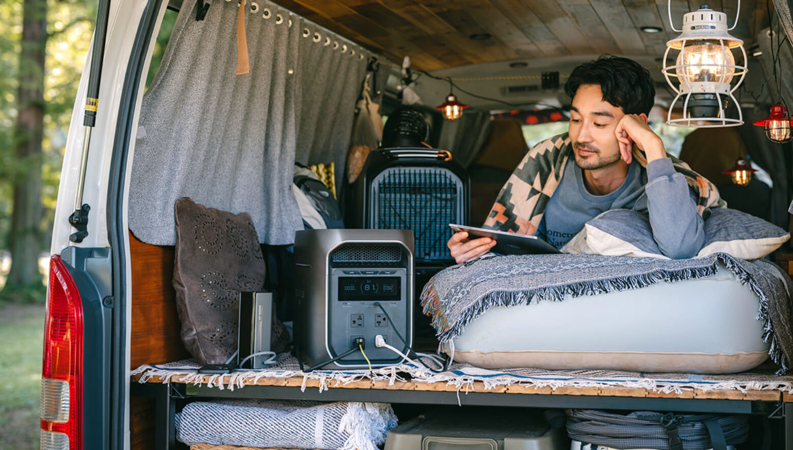 真夏のテント&車中泊を快適に変える、“ポタ電×ポータブルエアコン”最