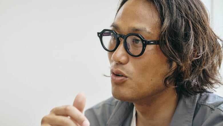 海まで10分たらず。サーフィンも子育ても諦めず、神奈川県藤沢のコミュニティに浸る。【都心勤務、郊外暮らし。】
