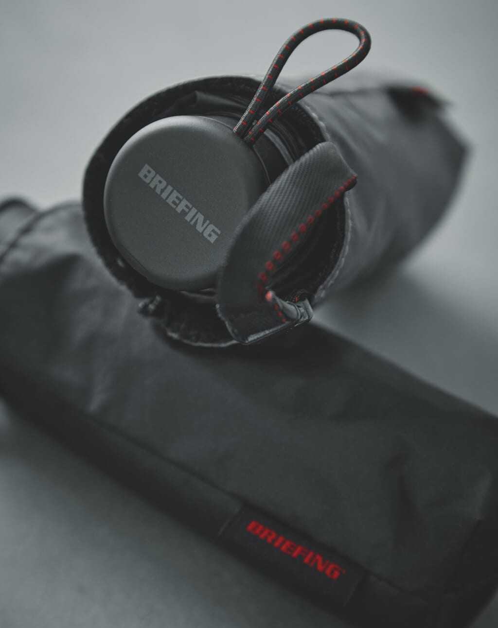 BRIEFING×HUS/AW COMPACT UMBRELLAハンドルディテール