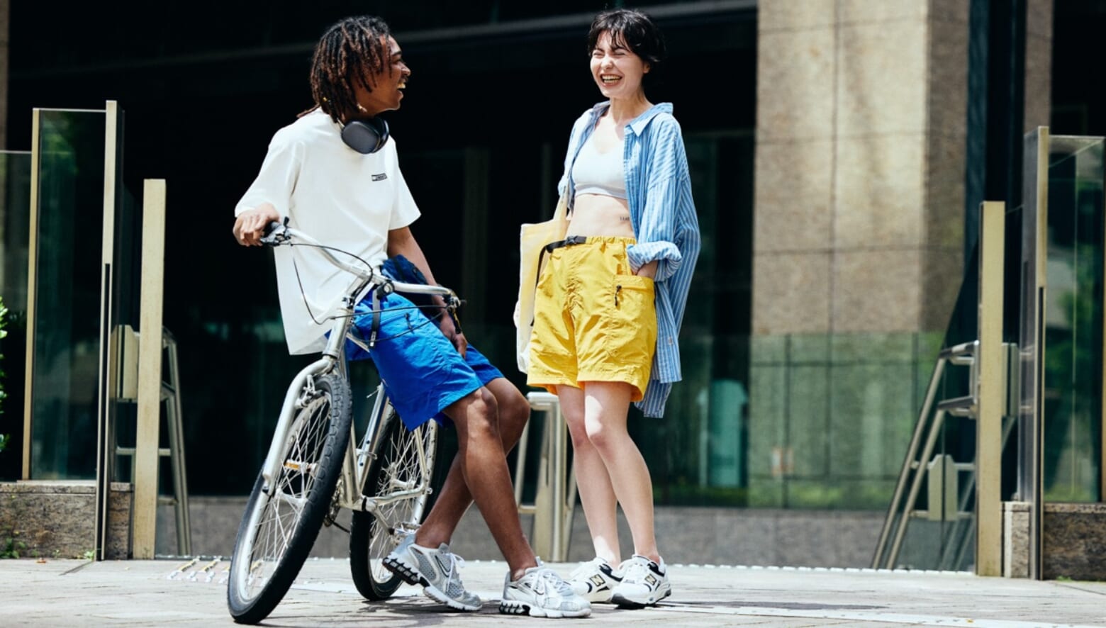 街とフィールドを繋げる境界なきデザイン。グリップスワニーの代名詞的