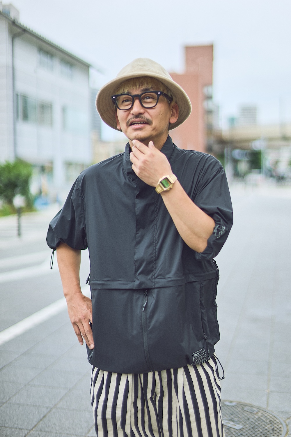 04. 着こなし自在な4WAYジャケット。