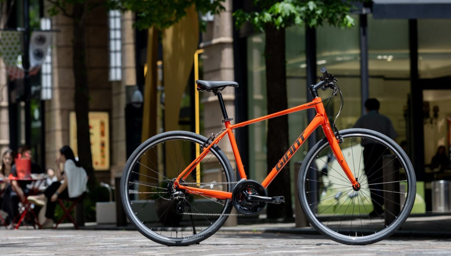 GIANTの定番クロスバイク「エスケープR3」がモデルチェンジ。洗練され
